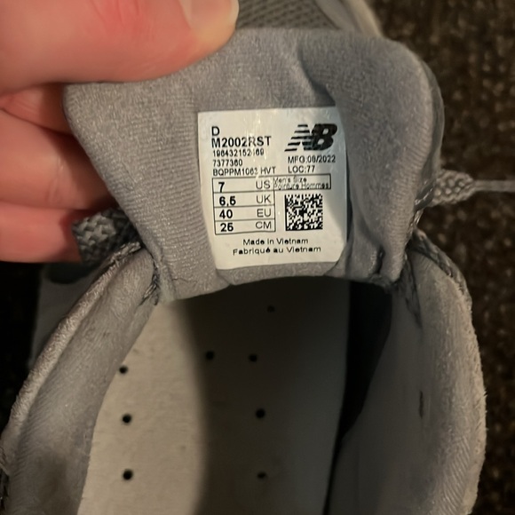 New Balance 2002R - Picture 3 of 4